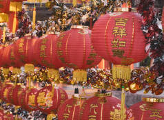传统的中国新年灯笼或春节