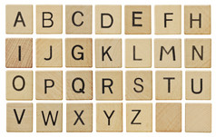 字母信木拼字游戏块孤立的白色