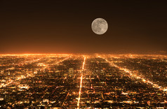 这些洛杉矶交通城市景观全景晚上