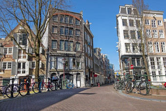 城市风景优美的从阿姆斯特丹的荷兰