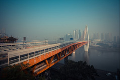 摩天大楼和长江河重庆中国