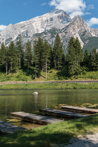 mosigo湖三vito乡内部意大利白云石山脉阿尔卑斯山脉风景