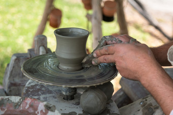 工匠手工作粘土和Terracotta在公共事件工匠手工作粘土和Terracotta在公共事件