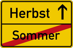 季节改变的德国单词为夏天而且秋天夏天而且秋天路标志