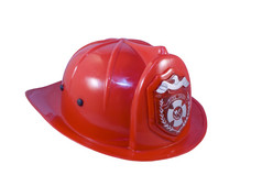 红色的消防队员头盔孤立的白色背景