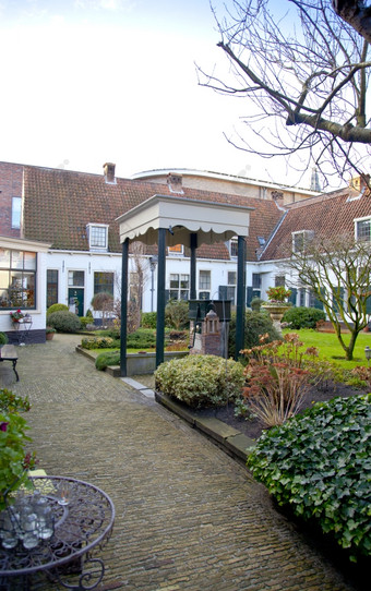 非常老房子集团被称为庭院毛刃的荷兰