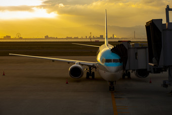 乘客飞机国际机场使用为空气运输和货物物流业务