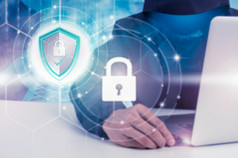 安全概念安全保护从黑客与盾保护图标屏幕概念网络安全安全你的数据输入虚拟数字显示蓝色的语气安全概念