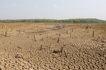 <strong>全球</strong>气候<strong>变暖</strong>干旱的夏天的地面干储层美卫生部lampang泰国<strong>全球</strong>气候<strong>变暖</strong>干旱