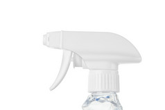 关闭视图塑料喷雾瓶rsquo头为分散孤立的白色背景与剪裁路径