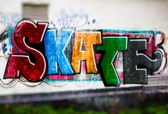 滑冰墙涂鸦