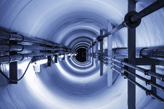 钢管和管道内部地下隧道