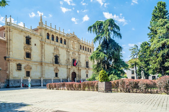 的colegio最大三伊尔德丰索Alcala赫纳雷斯省马德里西班牙成立的起源的大学Alcala一个的大多数重要的作品的西班牙语文艺复兴时期的
