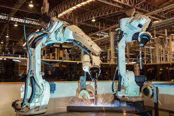 工业机器人是运动焊接<strong>汽车</strong>部分<strong>工厂</strong>