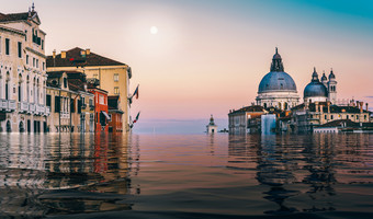 数字操纵淹没了运河大威尼斯葡萄园意大利气候改变概念数字操纵淹没了运河大威尼斯葡萄园意大利