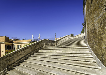 宽角视图的陡峭的坡西班牙语步骤罗马意大利与复制空间宽角视图的陡峭的坡西班牙语步骤罗马意大利与复制空间