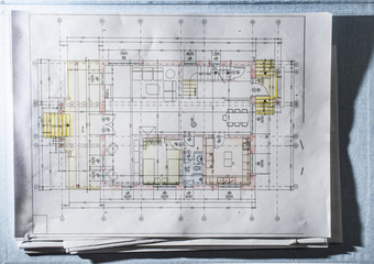 首页设计蓝图草图房子项目建设背景技术建筑项目房子计划许多论文的架构师桌子上