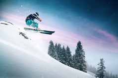 滑雪跳滑雪极端的冬天体育
