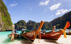 泰国长尾船绿松石水玛雅湾