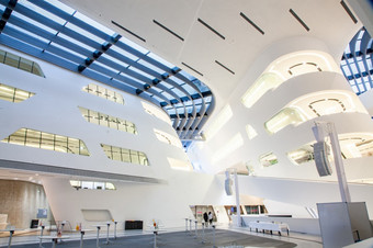 维也纳奥地利1月图书馆和学习中心扎哈哈迪德维也纳大学经济学和业务谁的最大业务大学欧洲