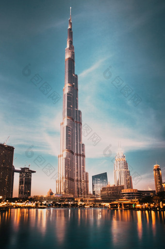 迪拜阿联酋2月迪拜塔哈利法塔世界rsquo<strong>最高</strong>的塔晚上市中心迪拜塔迪拜