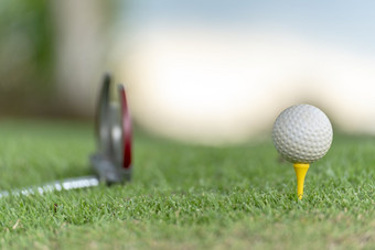 高尔夫球球三通高尔夫球场与娱乐体育运动培训课程