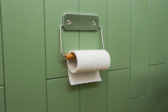 白色卷软厕所。。。纸整齐挂<strong>现代</strong>铬持有人绿色浴室墙<strong>现代</strong>设计白色卷软厕所。。。纸整齐挂<strong>现代</strong>铬持有人绿色浴室墙