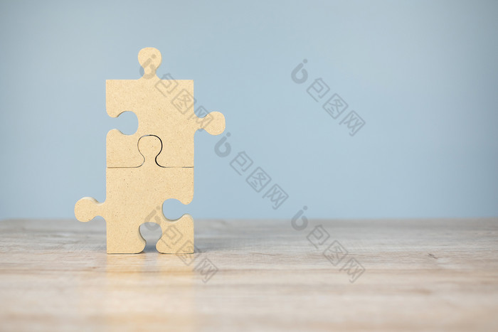 连接夫妇谜题一块木拼图表格背景业务解决方案任务成功目标和策略概念
