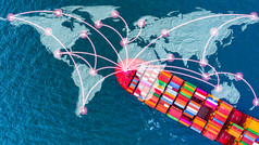 容器货物船船携带容器盒子在世界范围内全球业务运费航运物流海外进口和出口容器船到达商业港口