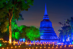 素点燃街灯阿来克拉通节日的素历史公园涵盖了的废墟素什么现在北部泰国