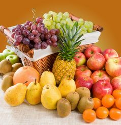 作文各种各样的新鲜的水果与一些水果篮子