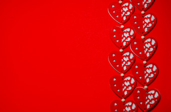 情人节一天概念纺织红色的心红色的背景的地方为文本情人节一天概念纺织红色的心红色的背景