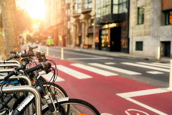 自行车自行车站为租金旅行运输的城市<strong>可持续发展</strong>的旅行自行车分享系统自行车为城市之旅自行车停车站环保运输城市运输