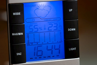 首页数字天气站外显示温度湿度时钟和天气预测首页数字天气站外显示温度湿度时钟和天气预测
