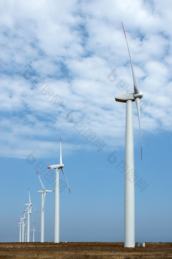 风涡轮机风电场角卡利<strong>克拉</strong>黑色的海保加利亚