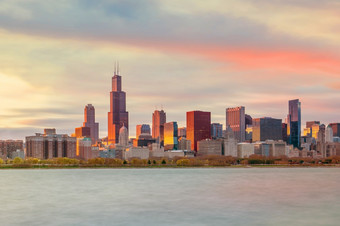 市中心芝加哥天际线日落伊利诺斯州美国