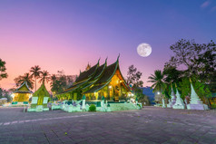 什么川丁字裤的大多数受欢迎的寺庙銮为爆炸老挝日落