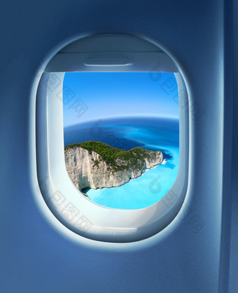 接近纸牌天堂岛假期目的地飞机飞机窗口天空视图接近假期目的地