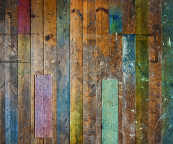色彩斑斓的老岁的木板材地板上墙结构色彩斑斓的老木地板上墙