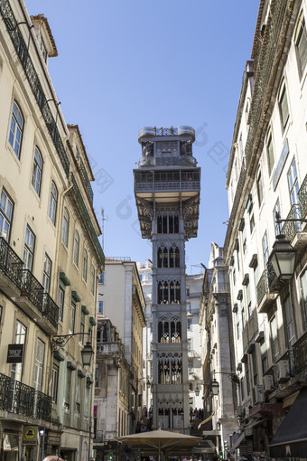 圣诞老人<strong>公正</strong>电梯也被称为卡尔莫电梯电梯打开和连接的街道低与的更高的卡尔莫广场里斯本葡萄牙