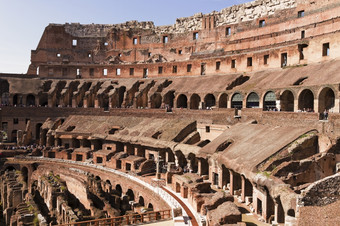 的观点的古老的罗马竞技场的最大圆形剧场过建而且被认为是一个的最大的作品体系结构而且工程
