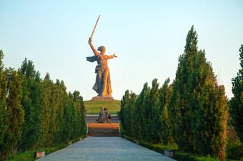 伏尔加格勒俄罗斯7月rsquo的祖<strong>国电</strong>话!rsquo纪念碑7月伏尔加格勒俄罗斯的不朽的纪念是构造之间的而且而且加冕巨大的寓言雕像的祖国的前的山