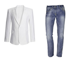 蓝色的牛仔裤与白色夹克孤立的白色背景蓝色的牛仔裤与白色夹克孤立的