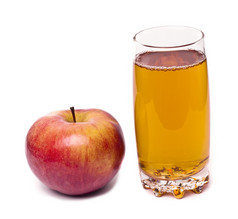 玻璃苹果汁和苹果孤立的白色玻璃苹果汁和苹果孤立的