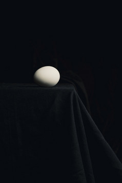 鸡蛋边缘表格黑暗