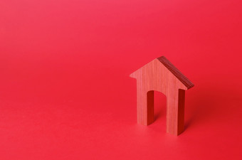红色的拱房子小雕像负担得起的住房租金真正的房地产修复和改造现代化极简主义红色的登录背景概念入口房地产经纪人服务