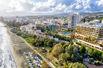 空中视图利马索尔城市著名的旅游度假胜地塞浦路斯空中视图利马索尔城市著名的旅游度假胜地塞浦路斯