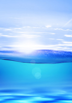 水行明亮的蓝色的水下太阳热带热气候