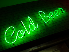 冷啤酒霓虹灯信标志饮料部门商店市场啤酒霓虹灯信