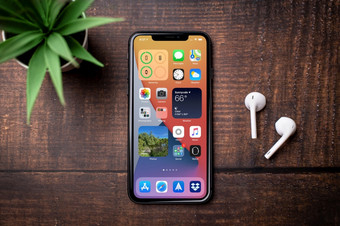 安塔利亚火鸡8月新Ios屏幕iPhone苹果下一个操作系统为它的smarphones发布